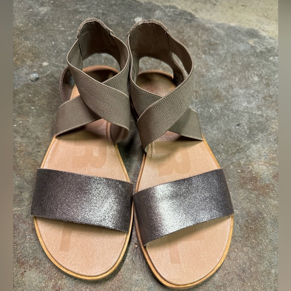 Sorel bronze leather sandals - Picture 1 of 5